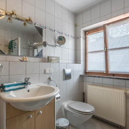 Edelweiss Apartman *